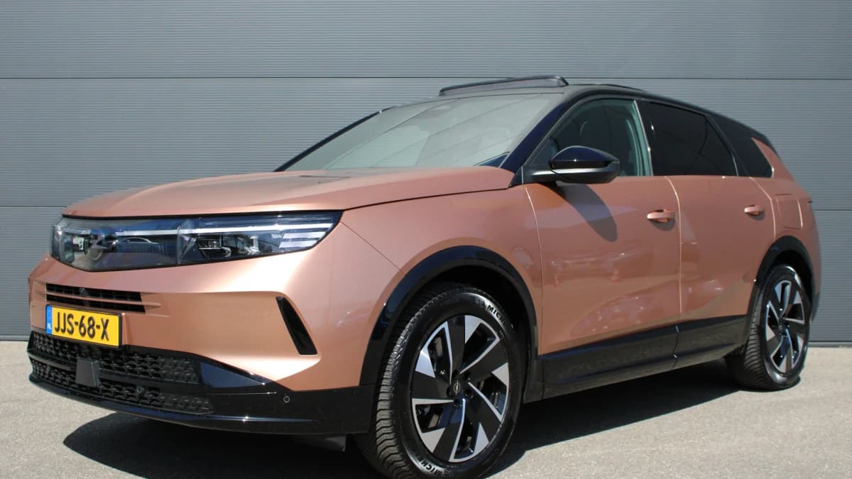 Opel Grandland — foto 1