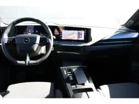 Opel Astra Sports Tourer thumbnail 14