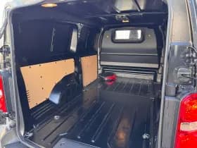 Opel Vivaro thumbnail 11