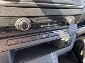Opel Vivaro thumbnail 21