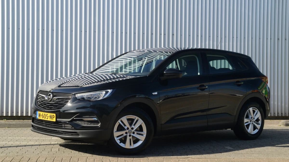 Opel Grandland X — foto 1