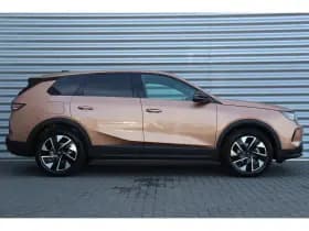 Opel Grandland thumbnail 3