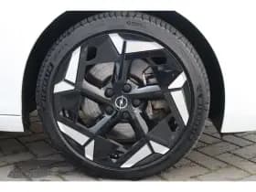 Opel Astra Sports Tourer thumbnail 12