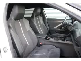 Opel Astra Sports Tourer thumbnail 21