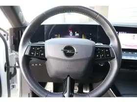 Opel Astra Sports Tourer thumbnail 34