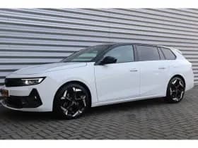 Opel Astra Sports Tourer thumbnail 6