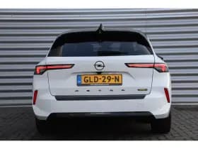 Opel Astra Sports Tourer thumbnail 8