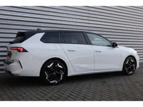 Opel Astra Sports Tourer thumbnail 9