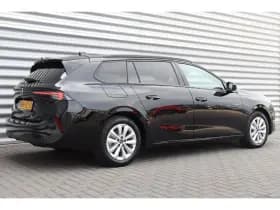 Opel Astra Sports Tourer thumbnail 7