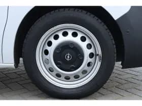 Opel Vivaro thumbnail 11