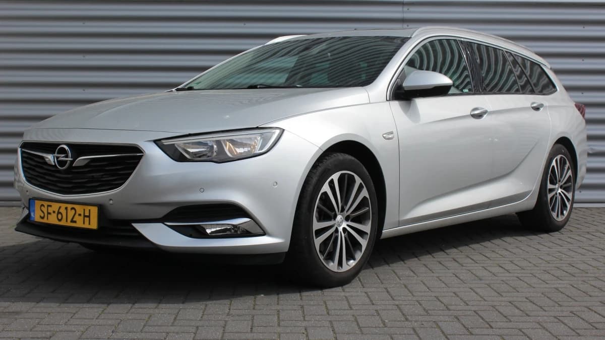 Opel Insignia Sports Tourer — foto 1