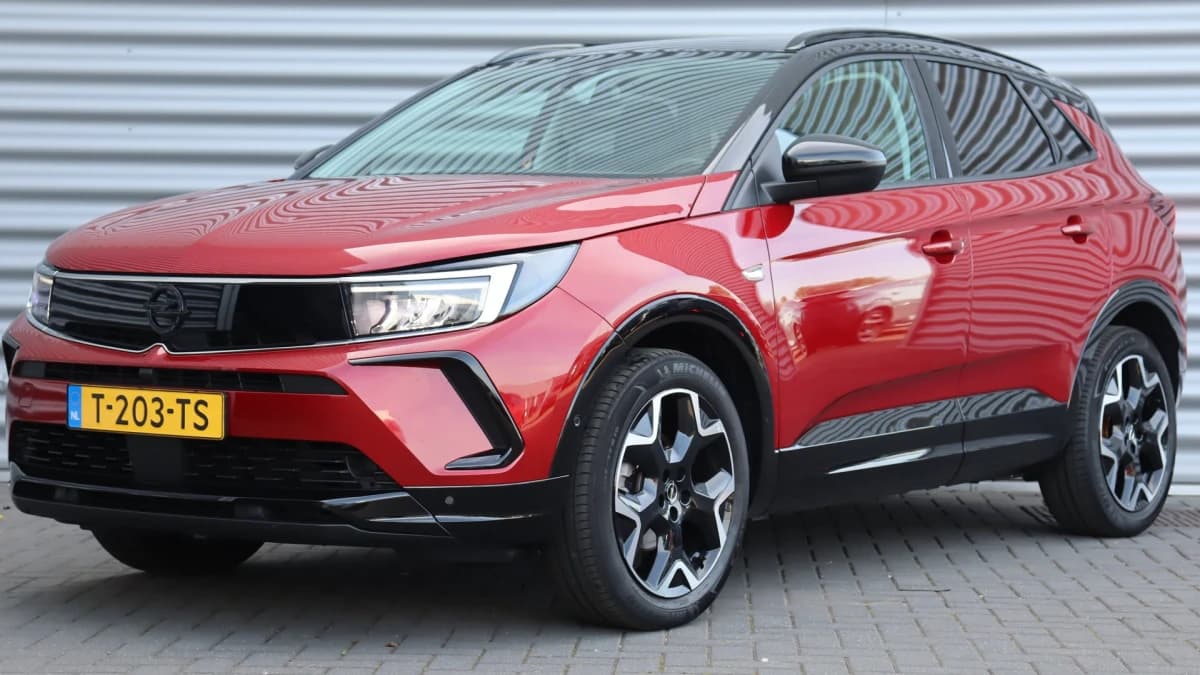 Opel Grandland — foto 1