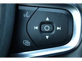 Volvo XC40 thumbnail 20
