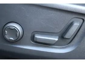 Volvo XC40 thumbnail 6