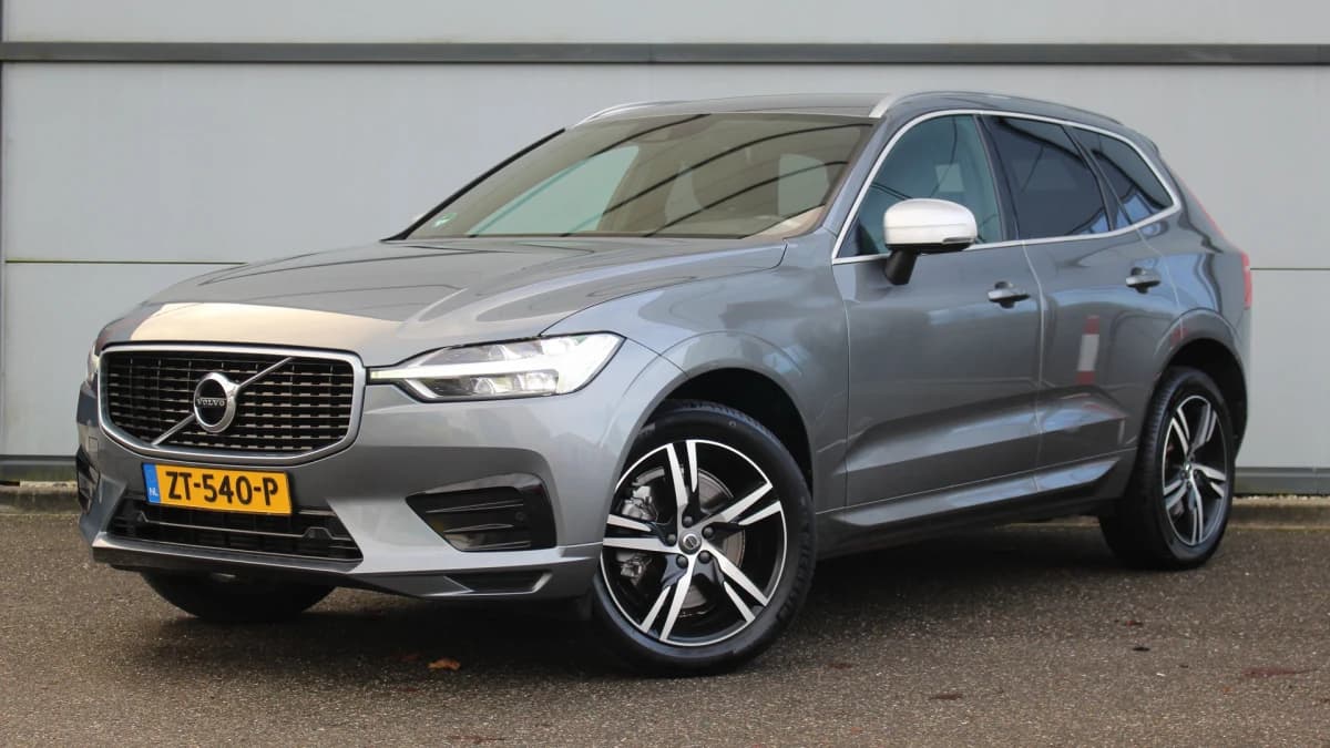 Volvo XC60 — foto 1