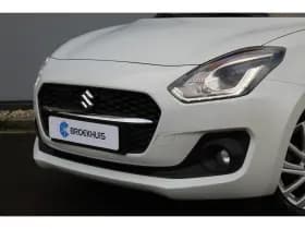 Suzuki Swift thumbnail 2