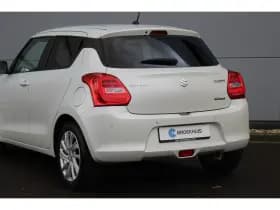 Suzuki Swift thumbnail 5