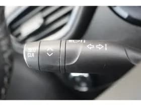 Opel Crossland X thumbnail 17