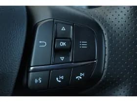 Ford Focus thumbnail 18