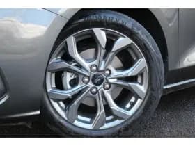 Ford Focus thumbnail 10