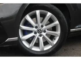 Volkswagen Passat thumbnail 13