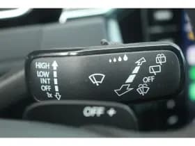 Volkswagen Passat thumbnail 24