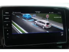 Volkswagen Passat thumbnail 31