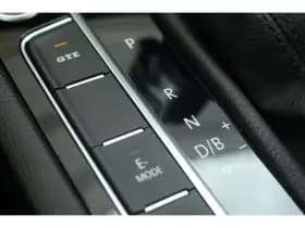 Volkswagen Passat thumbnail 38