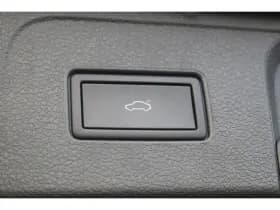 Volkswagen Passat thumbnail 43