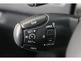 Opel Vivaro thumbnail 23