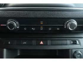 Opel Vivaro thumbnail 35