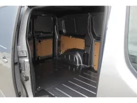 Opel Vivaro thumbnail 10
