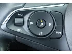Opel Crossland thumbnail 16