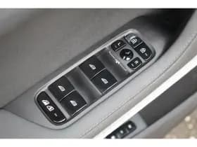 Polestar 2 thumbnail 12