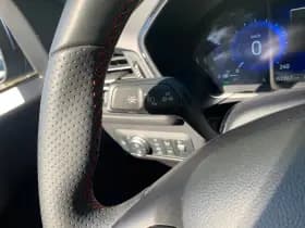 Ford Kuga thumbnail 11