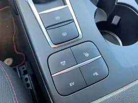 Ford Kuga thumbnail 27