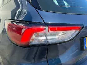 Ford Kuga thumbnail 39