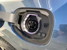 Ford Kuga thumbnail 44