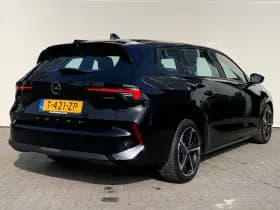 Opel Astra Sports Tourer thumbnail 7