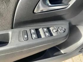 Opel Corsa thumbnail 9