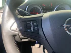 Opel Astra Sports Tourer thumbnail 12