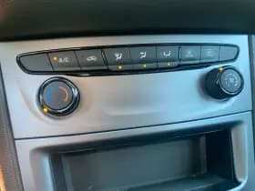 Opel Astra Sports Tourer thumbnail 19