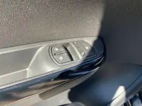 Opel Corsa thumbnail 9