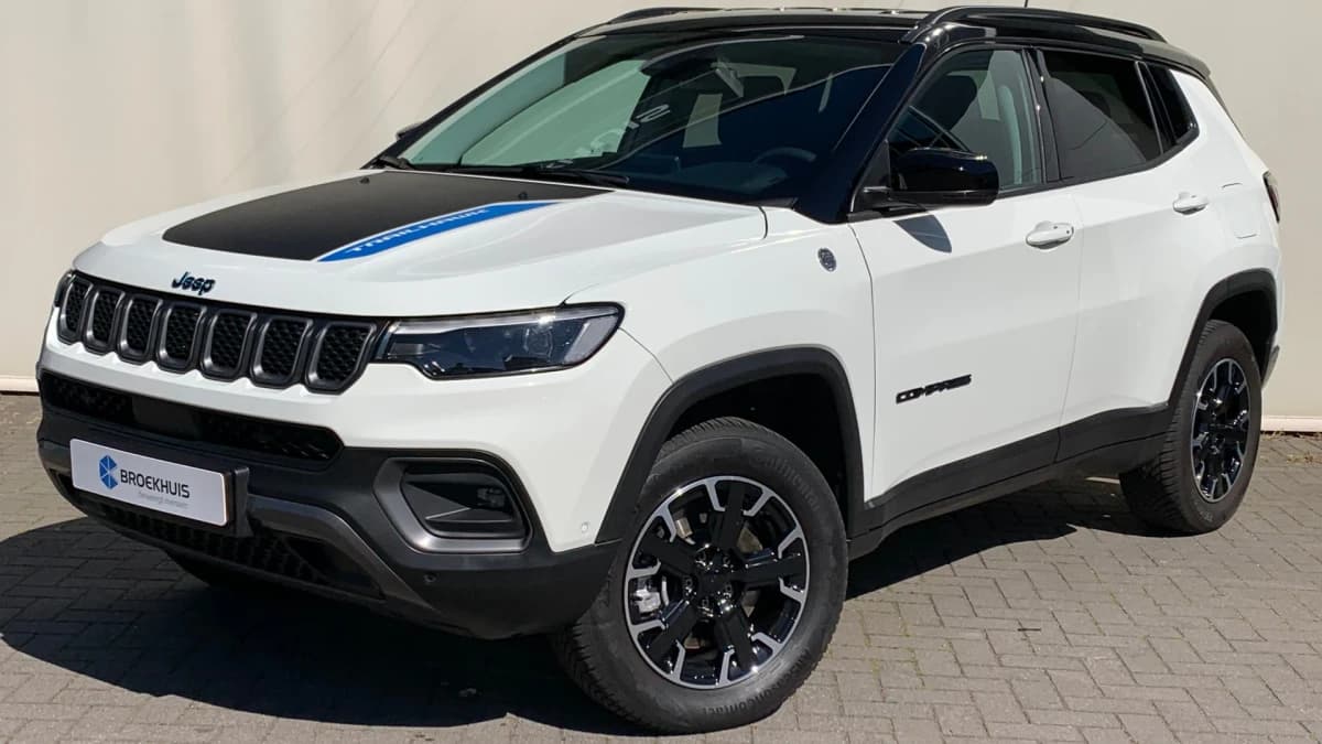 Jeep Compass — foto 1