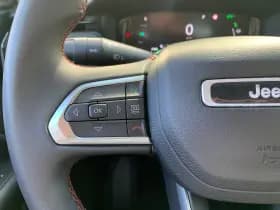 Jeep Compass thumbnail 13