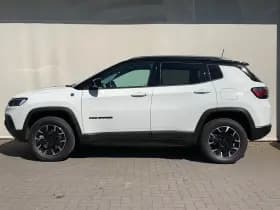 Jeep Compass thumbnail 4