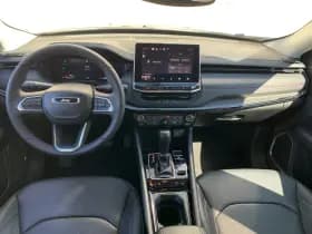 Jeep Compass thumbnail 33
