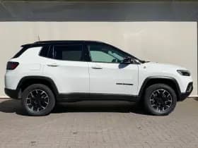 Jeep Compass thumbnail 6