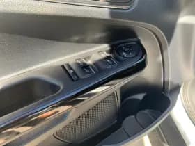 Ford B-Max thumbnail 9