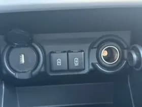 Suzuki Swift thumbnail 37